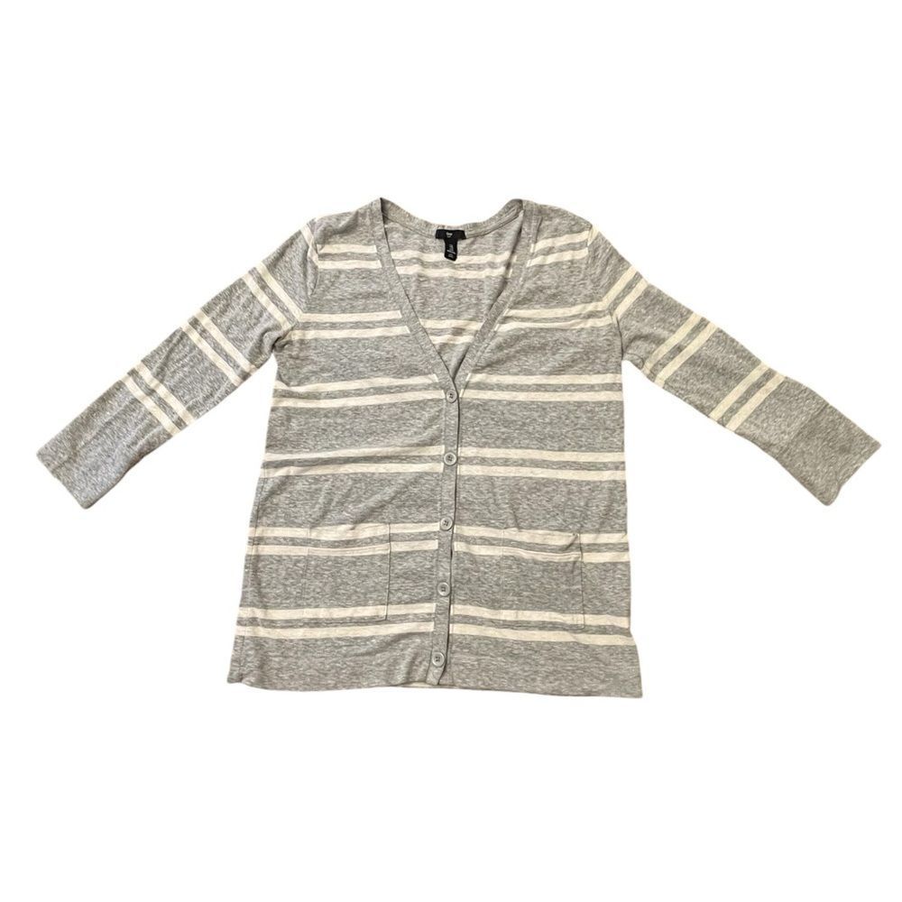 Womens’ Grey & White Gap Cardigan Shirt Size M
